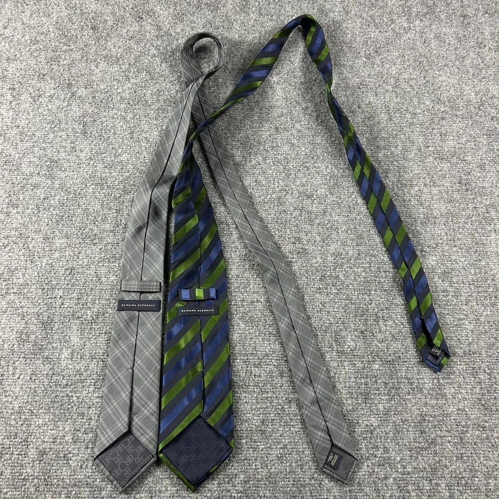 Banana‎ Republic Ties Lot 2 Mens One Size Multicolor 100% Silk Striped Neckties